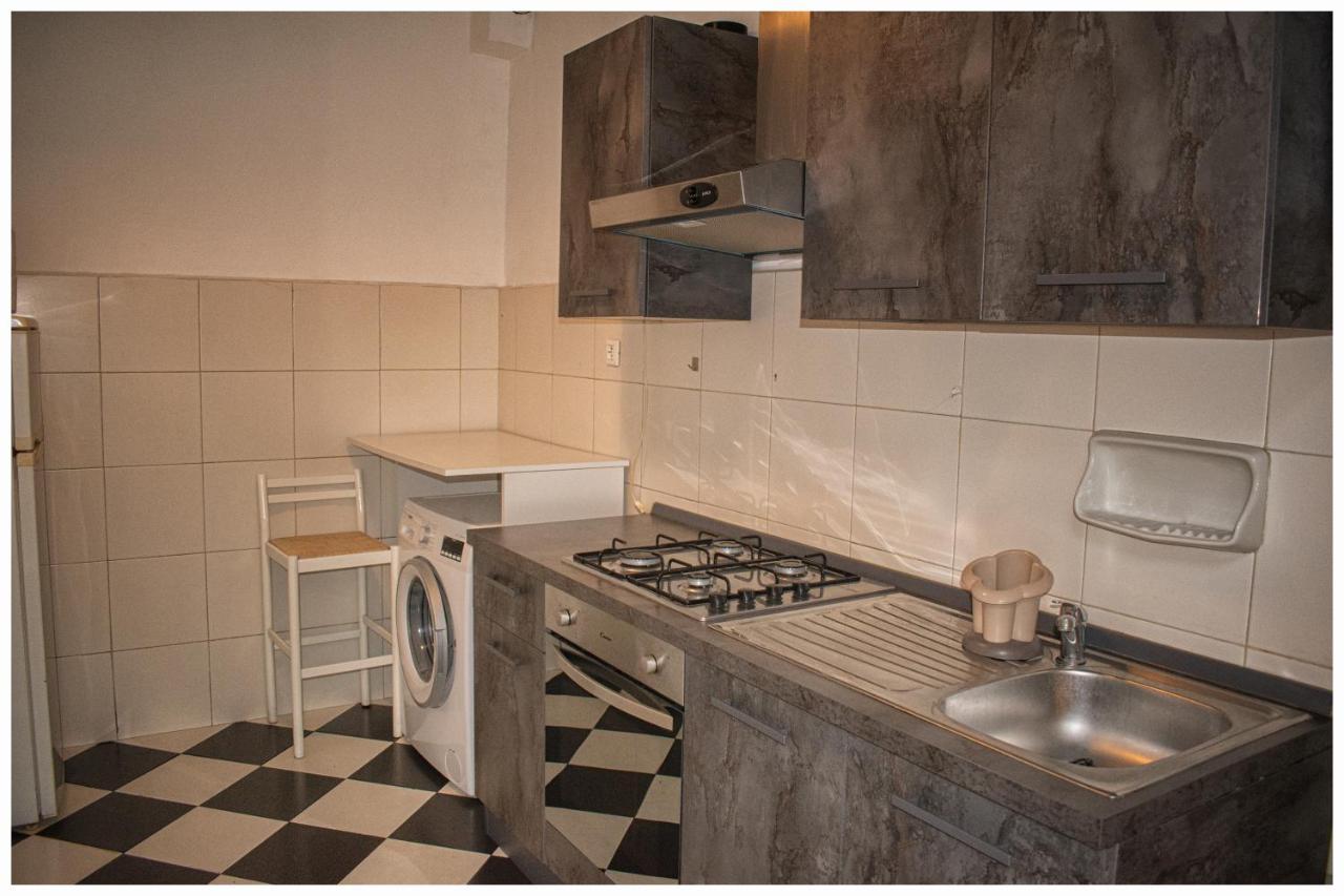 Tra Mare E Centro Apartment Genova Exterior foto